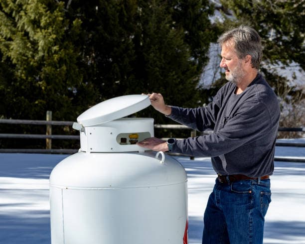 Seasonal Tank Tips Keep Propane Customers Safer