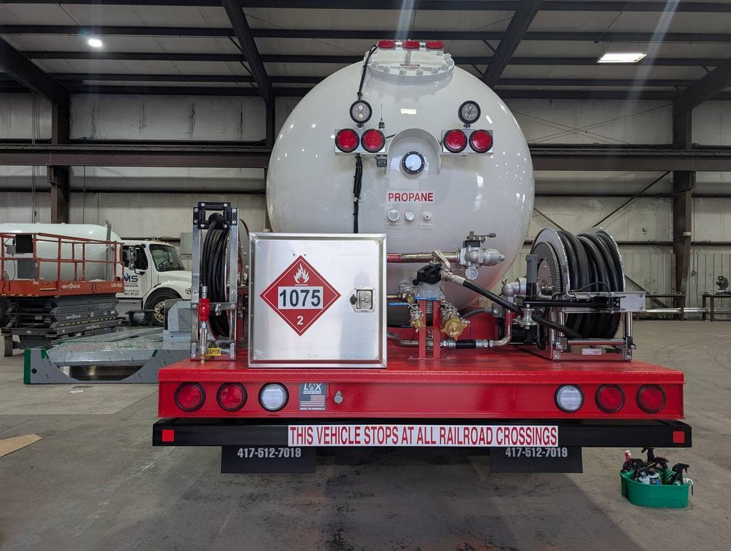 Lux Industries custom propane bobtail — rear view
